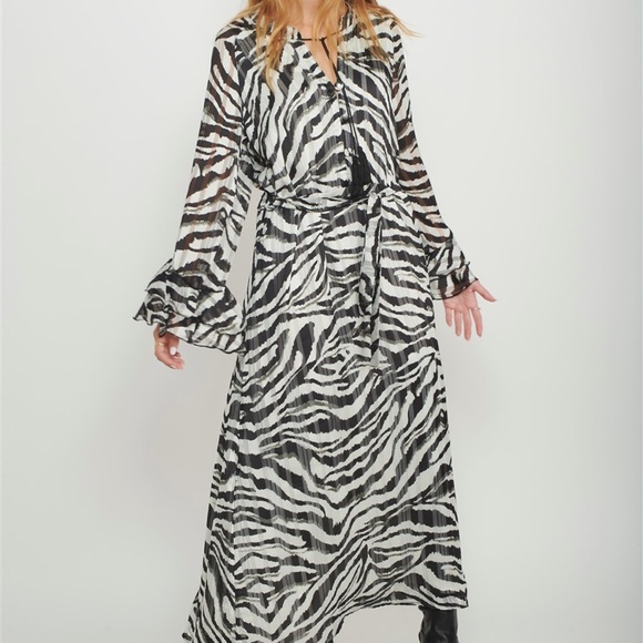 Abalulu Me&MI Zoo Maxi Dress - Picture 13 of 14